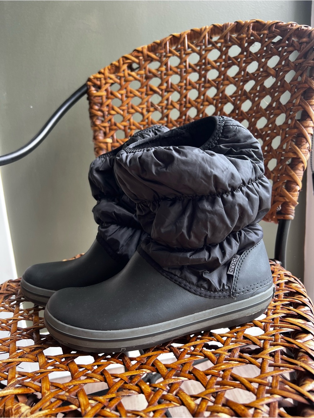 CROCS Women’s Black Puffer Winter Boots